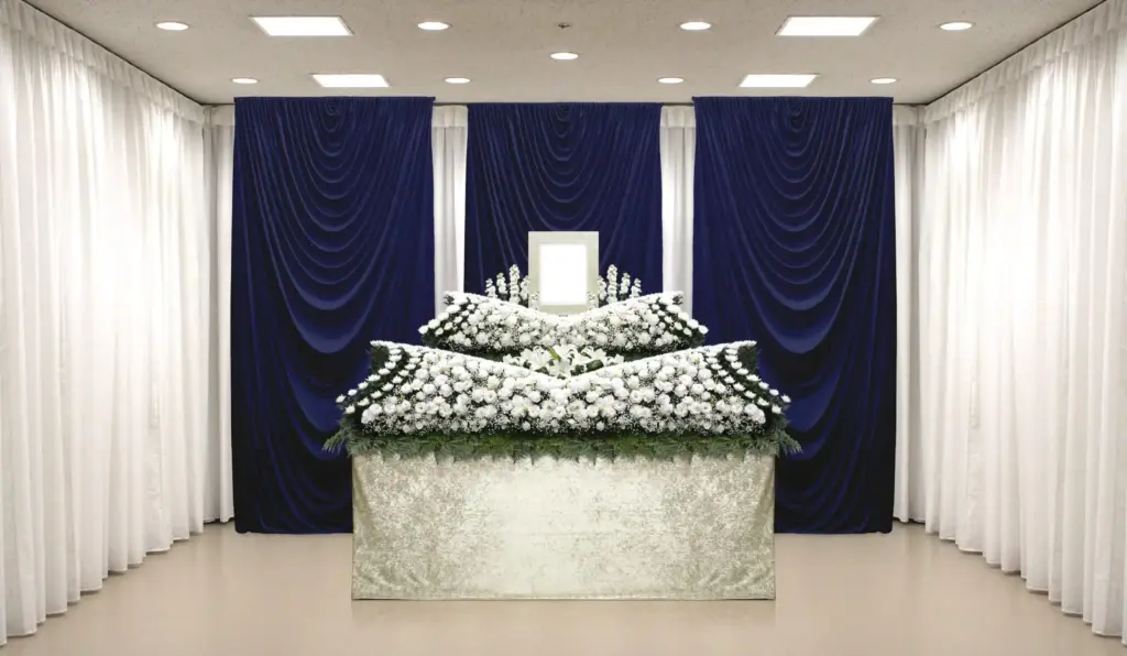 三郷市の祭壇の画像3