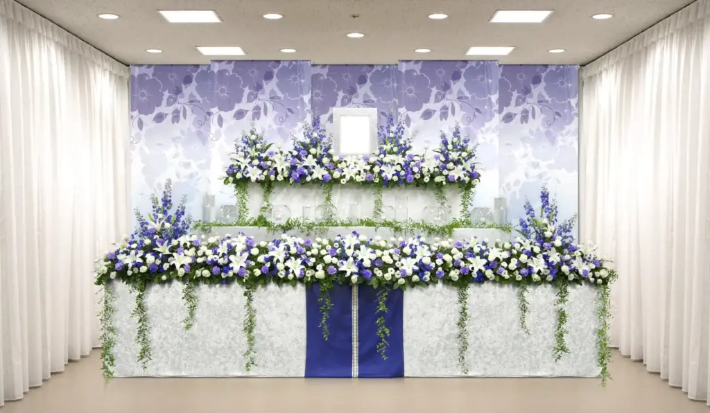 草加市の祭壇の画像１